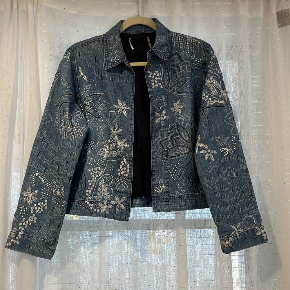 Chicos embroidered denim jacket size medium